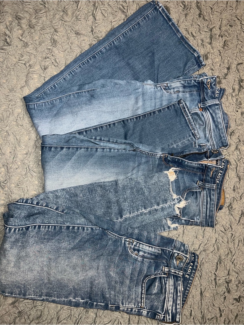 American Eagle Outfitters Women's Mixed Light & Medium Blue Straight Leg Jeans